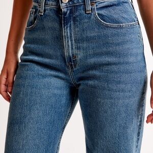 Abercrombie Curve Love 90s Relaxed Jeans